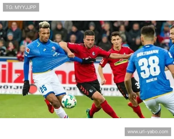 暴雪天气下德甲联盟与俱乐部保持沟通，评估赛事风险